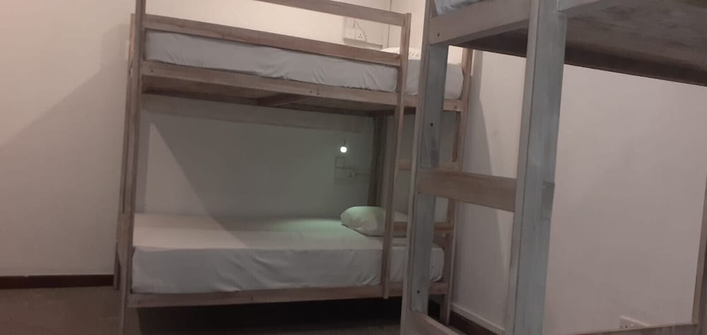 Фото Layover Colombo - Hostel
