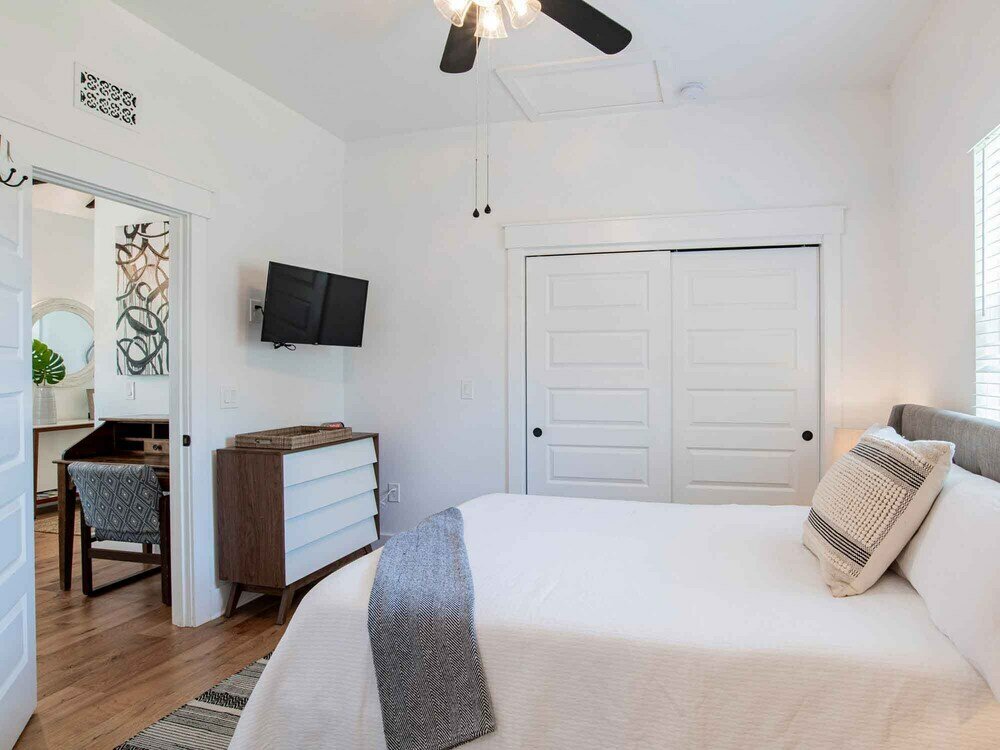 Фото Moonlight Escape