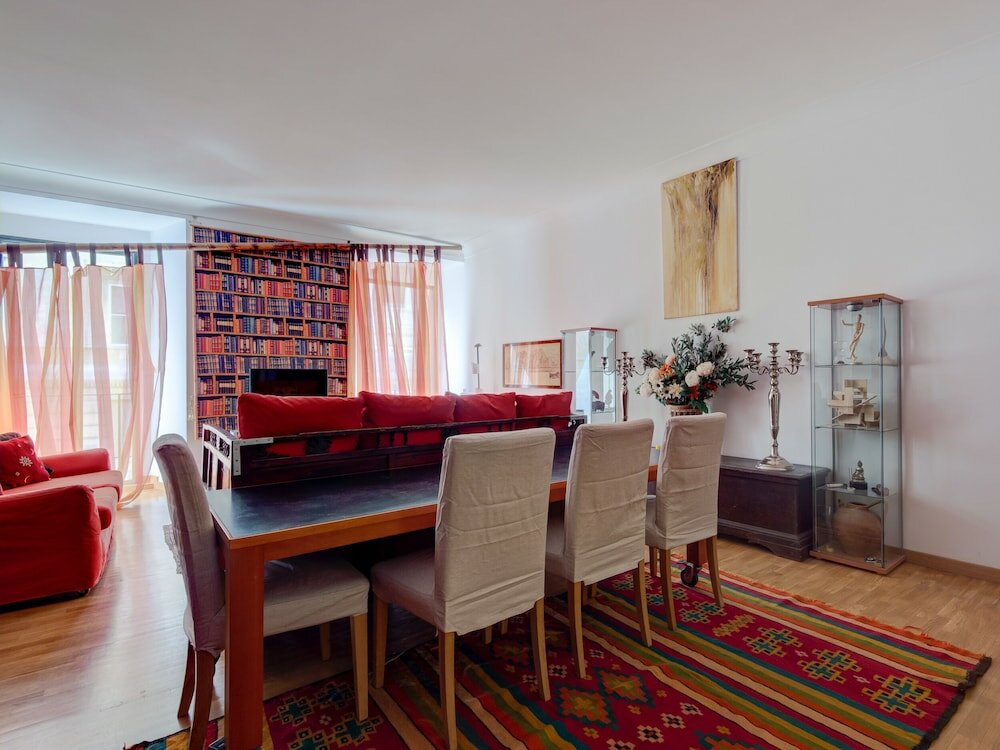 Фото Rsh Ghetto Enchanting Terrace Apartment