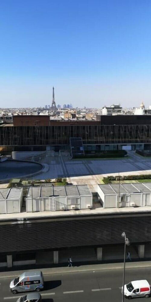 Фото Hôtel Les Artistes