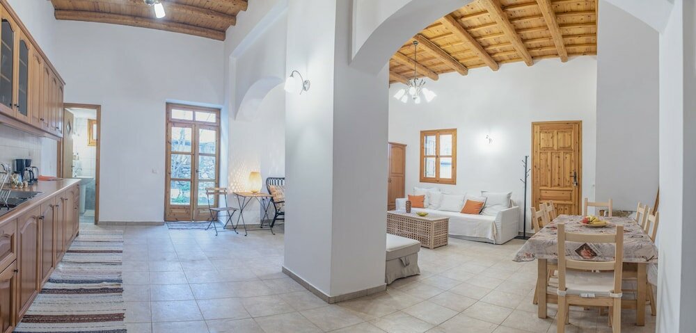 Фото Luxury Maisonette Danai near Sea