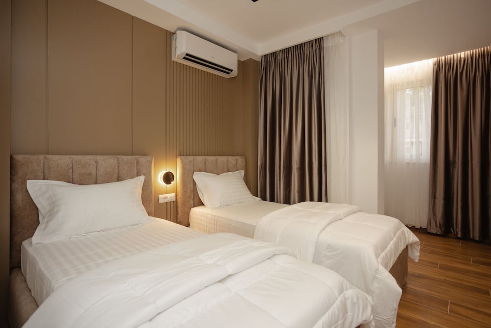 Фото Kompleksi Royal