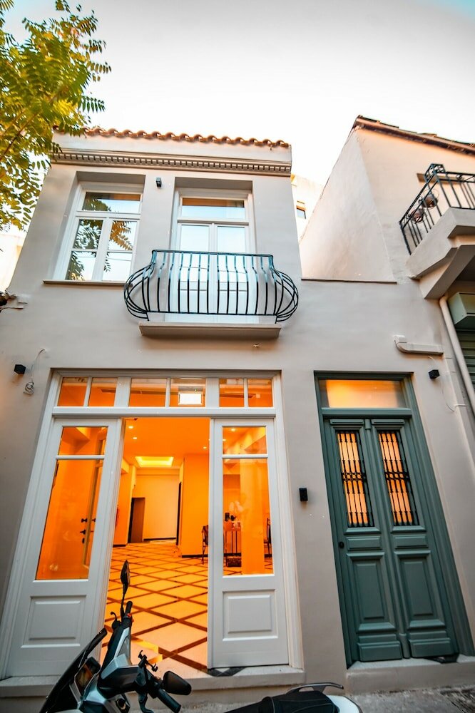 Фото A-13 Belle Athenes - Luxury Rooms at Monastiraki Railway Station