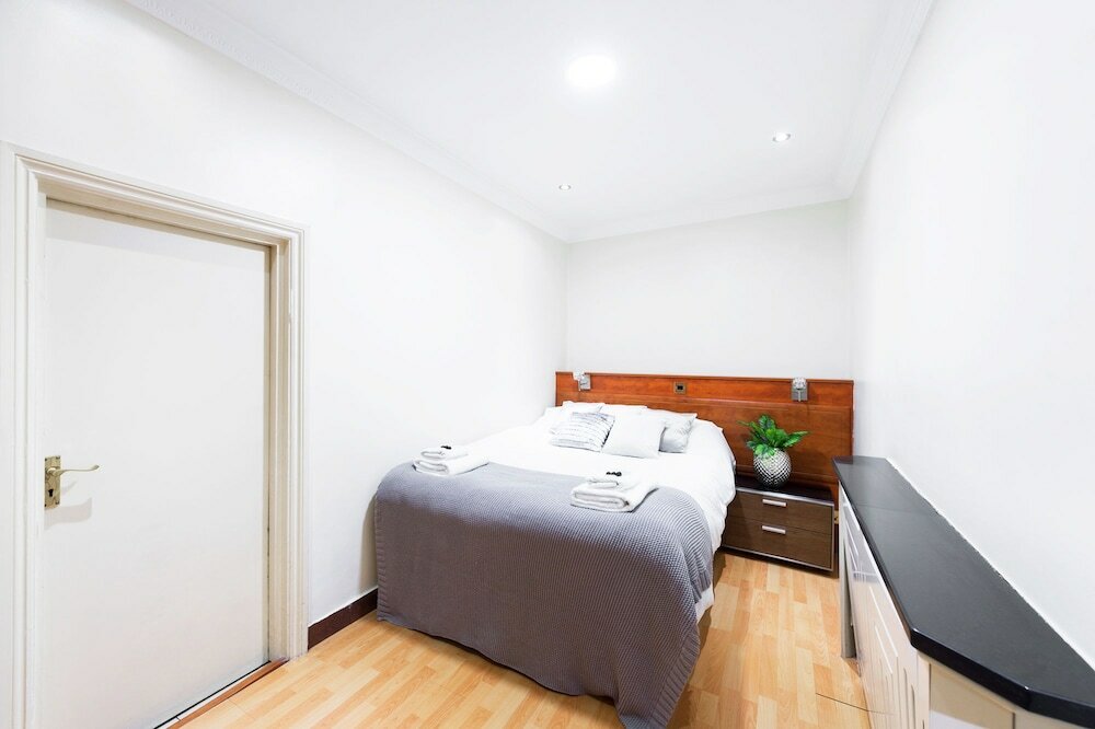 Фото Pml Apartments Gloucester Place