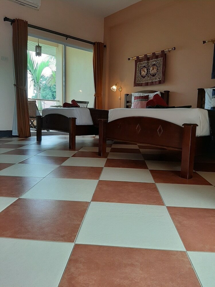 Фото Guesthouse Liam's Suan Dok Mai