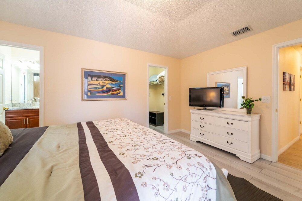 Фото Family-friendly Pool Home SPA Games Room 87217