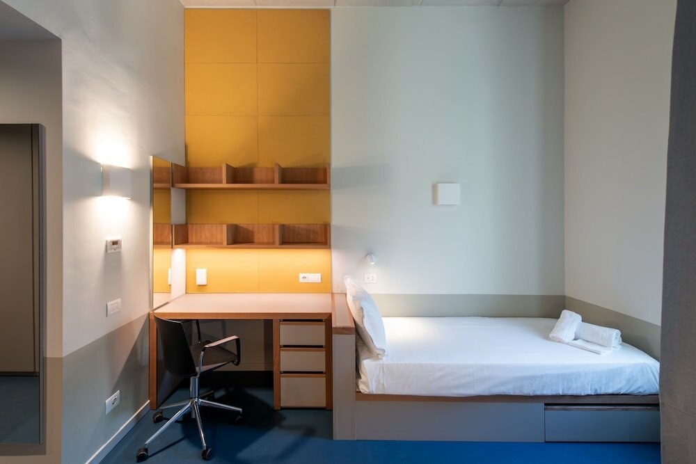 Фото Giovenale Milan Navigli