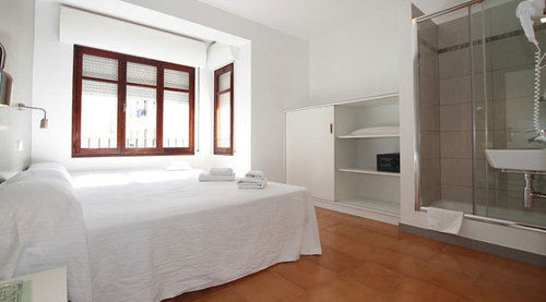 Фото Hostal Ripoll Ibiza