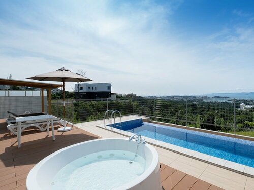 Гостиница Crystal Villa Shirahama