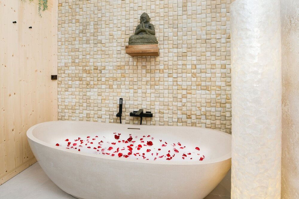 Фото Elisabeth Downtown Apartments by UrbanRent