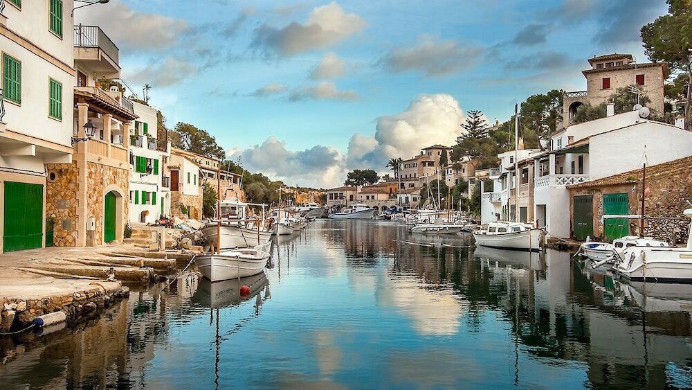 Фото Bella Maria Apartments & Pool Club