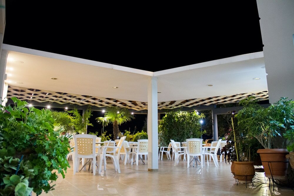 Фото Hotel Rodon