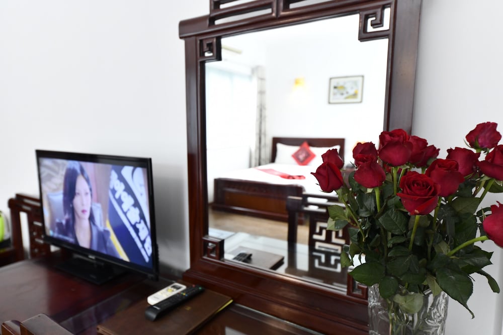 Фото Phoenix Legend Hotel