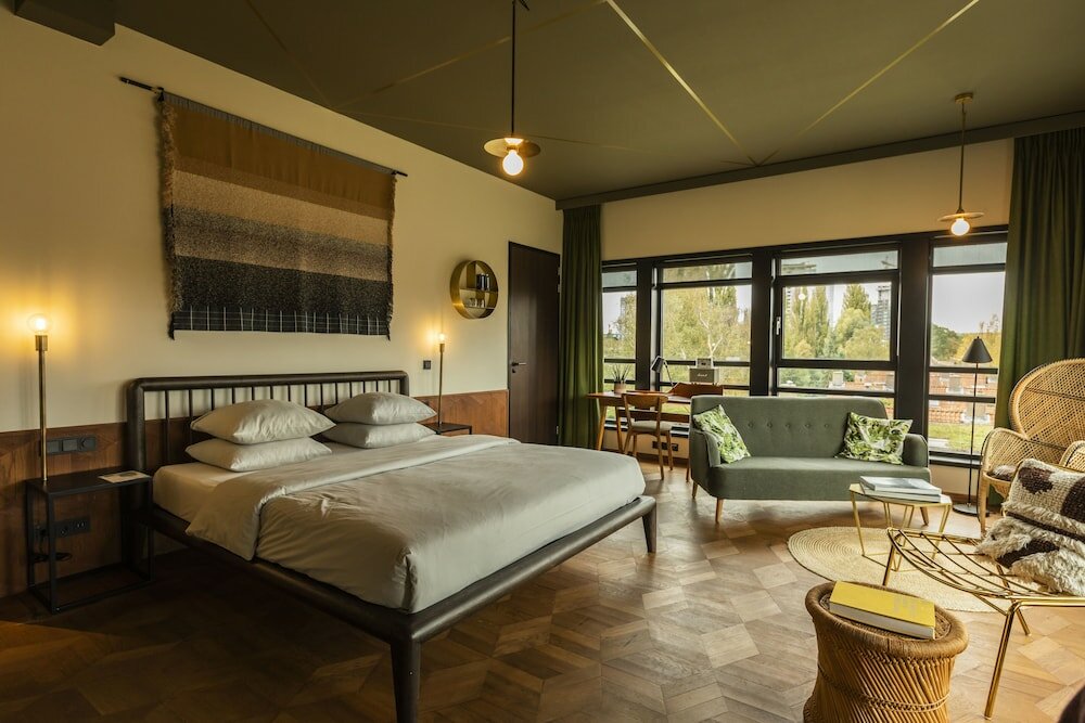 Фото отеля 2