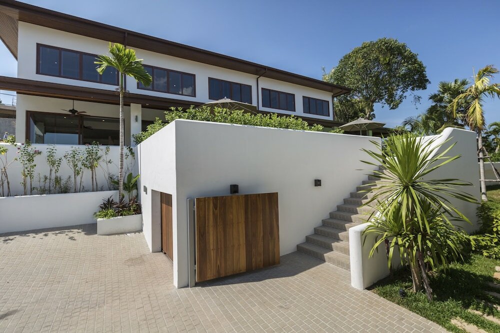 Фото Lemongrass Pool Villa