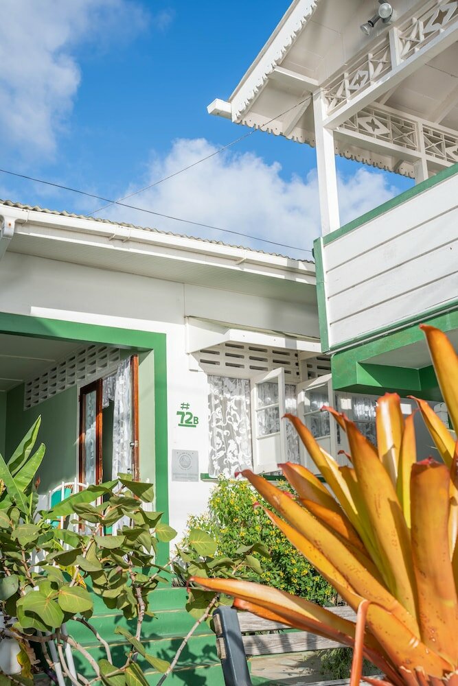 Фото Cholson Chalets Limited