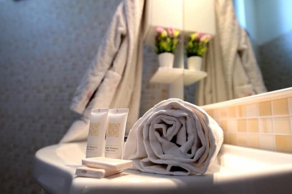 Фото Colonna Rooms & Apartment