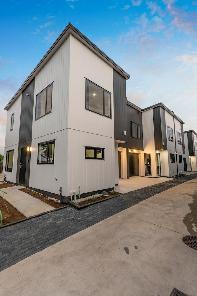 Фото 302 Te Irirangi Drive