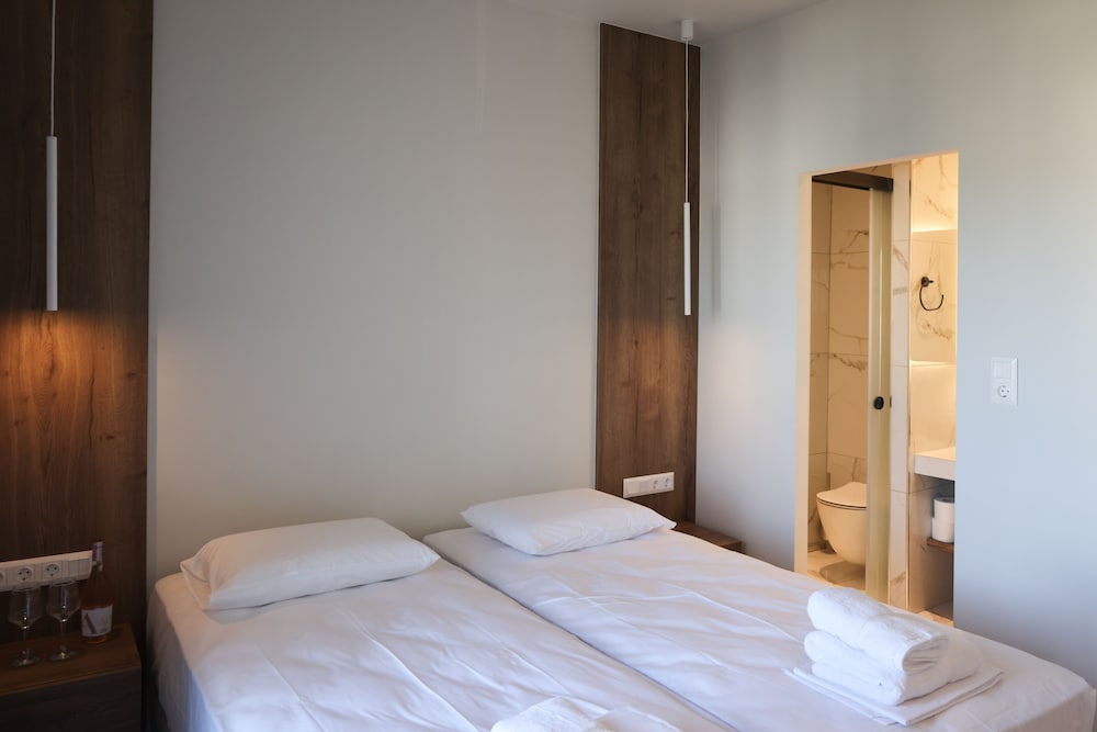 Фото Up Hill Unique Boutique Hotel