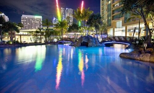 Гостиница Crown Tower High floor Modern Apartments 5 Palm Avenue в Голд-Кост