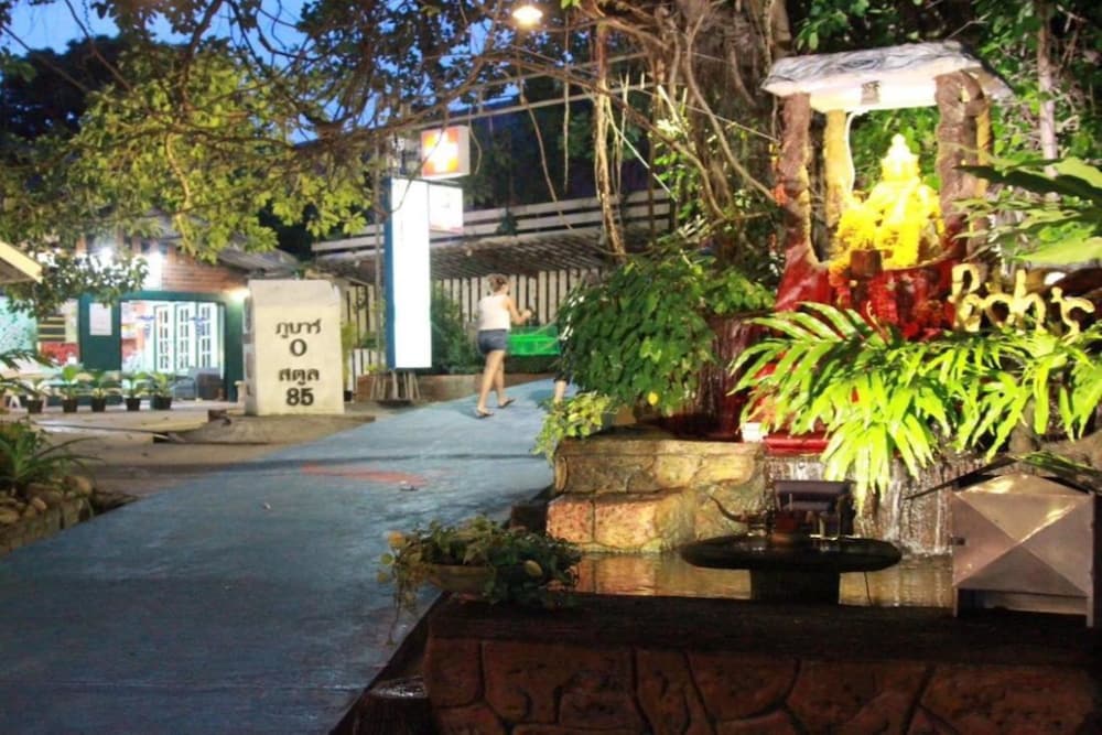 Фото Poohbar Resort & Lotusdive