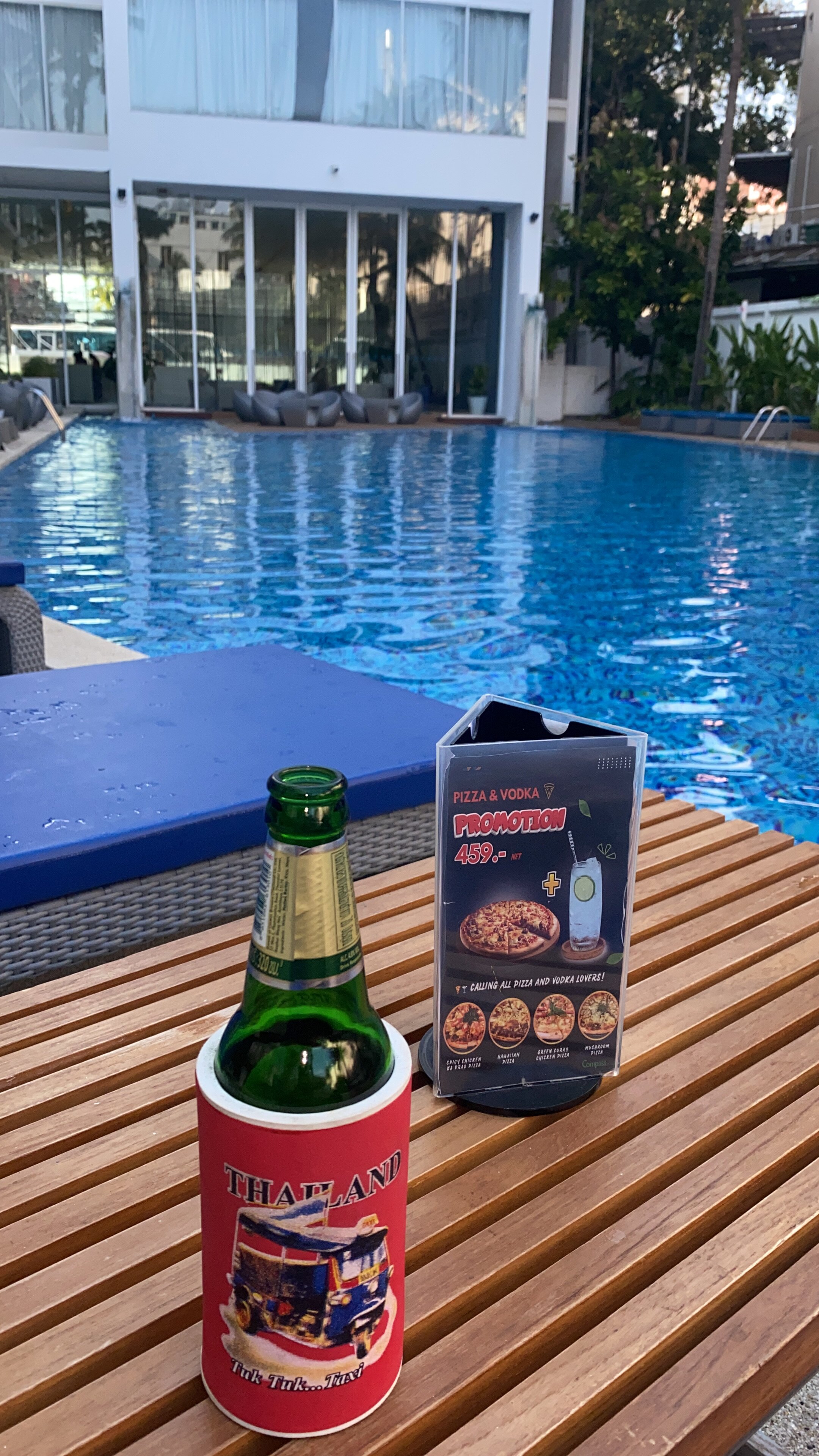 Фото Hotel Baraquda Heeton Pattaya