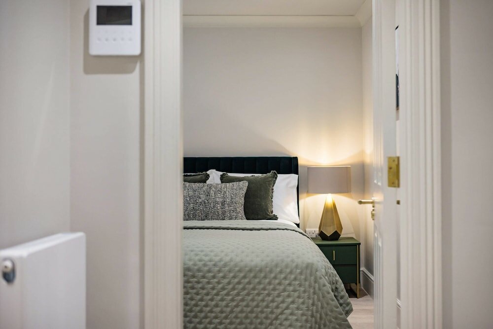 Фото Marble Arch Suite 2-hosted by Sweetstay