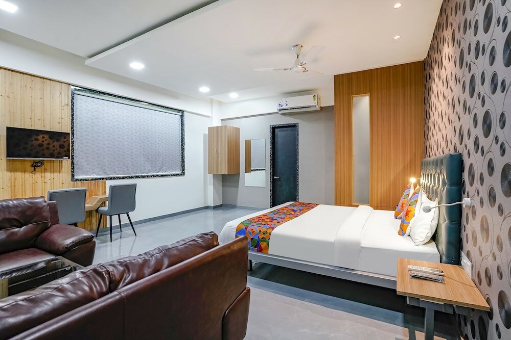 Фото Fabhotel Arc Palace