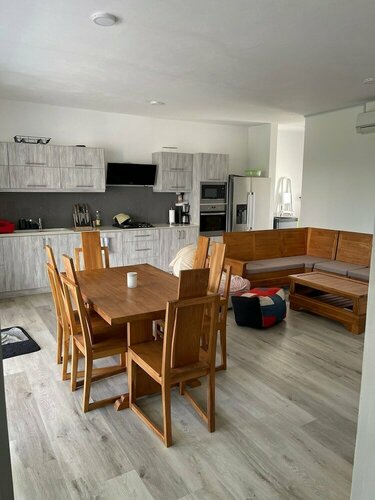 Гостиница Impeccable Luxury 3-bed Apartment in Albion