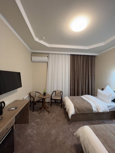 Фото Khan Palace Hotel