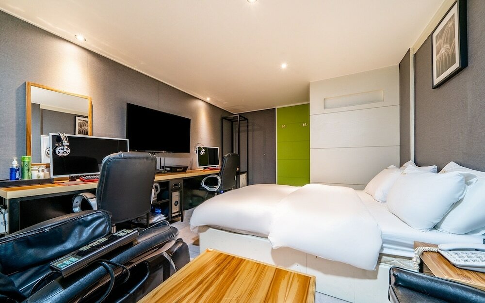 Фото Bucheon A Plus