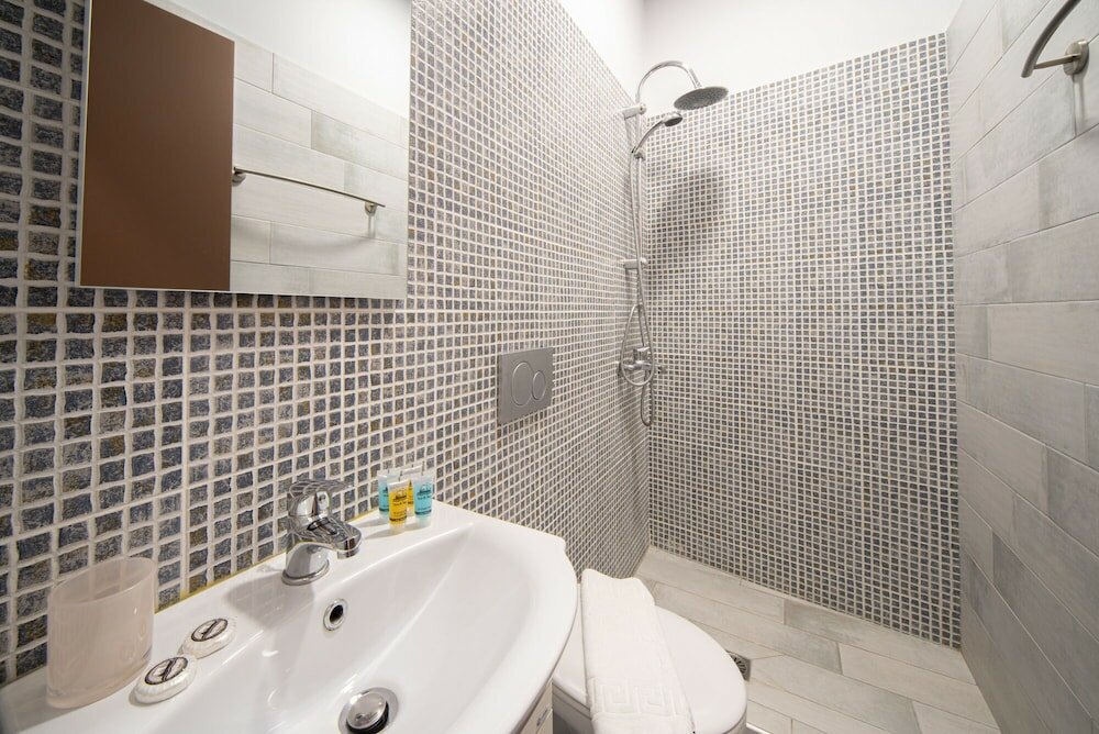 Фото Beautiful City Suites