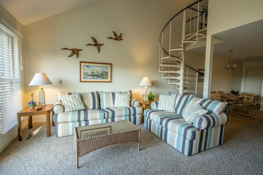 Фото 214 Tennis Villa