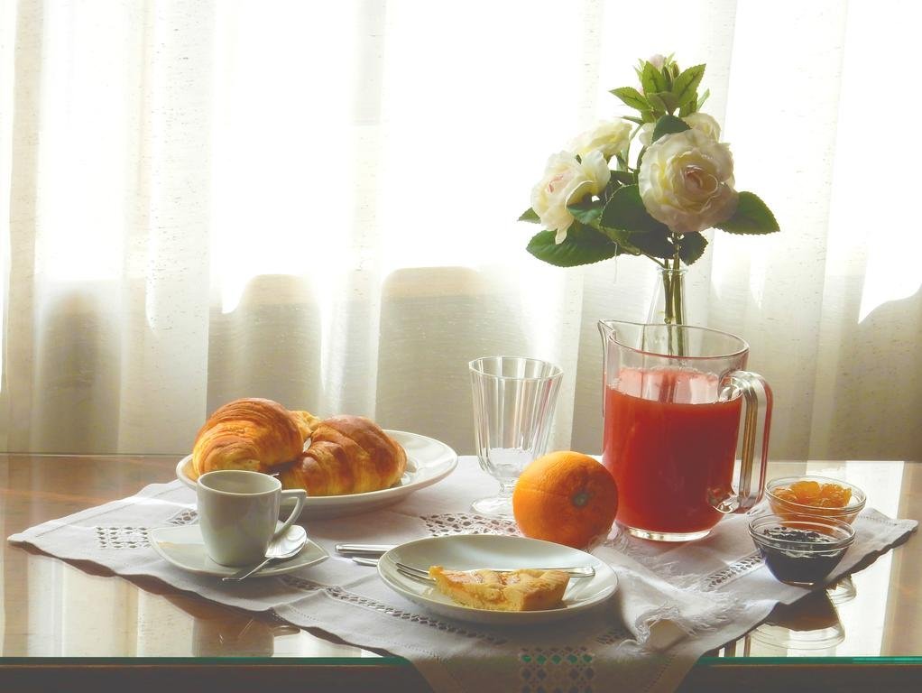 Фото Romulus Rex Bed And Breakfast