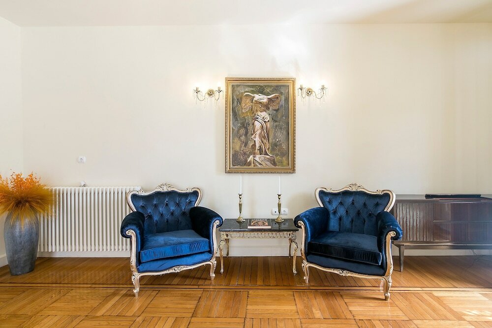 Фото Aerides Luxury Suites