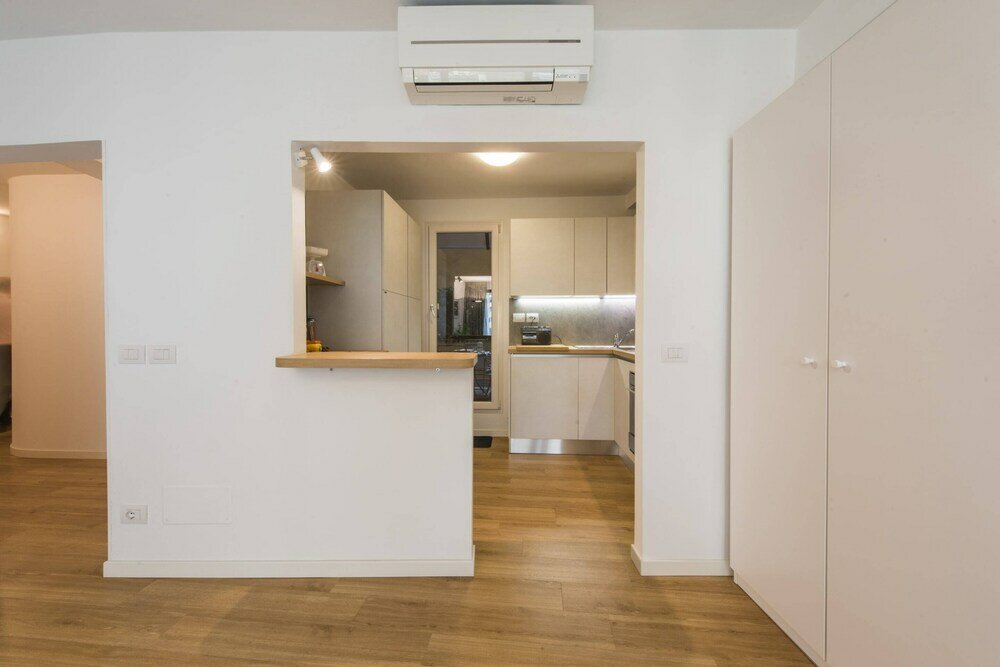 Фото Florence in the Window - Hosted by Sweetstay