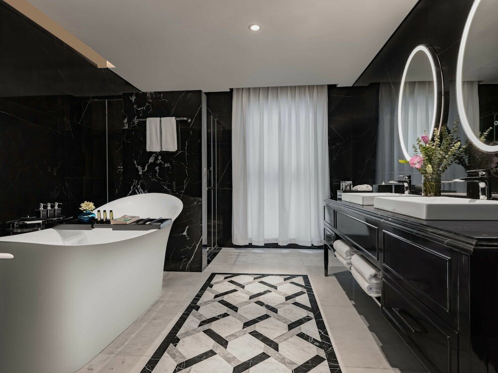 Фото Elegant Mansion 88