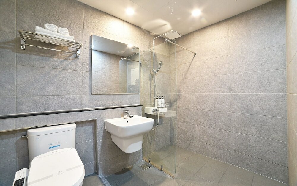 Фото Yeosu Hotel Zava