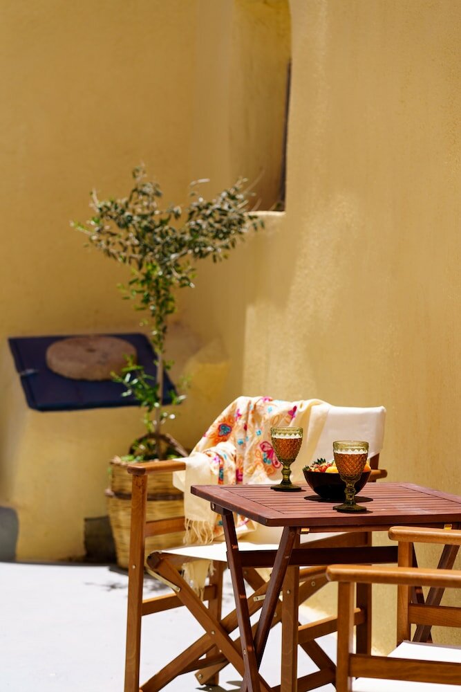 Фото Pasithea Luxury Suites