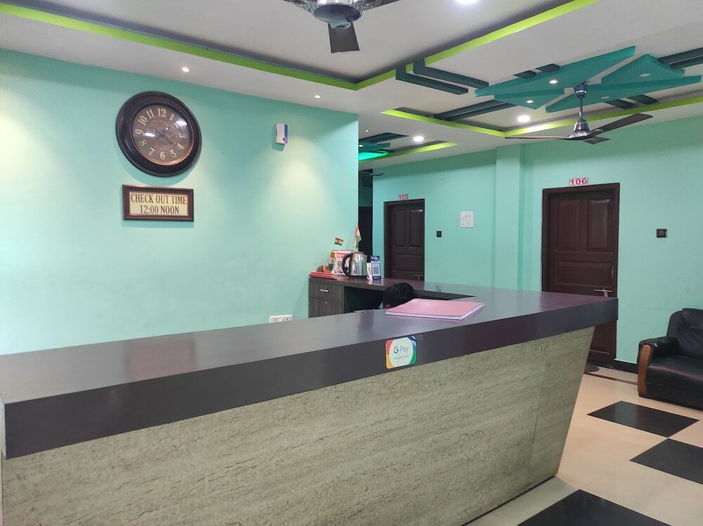 Фото отеля 2