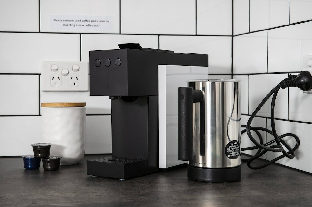 Фото Warburton Digs