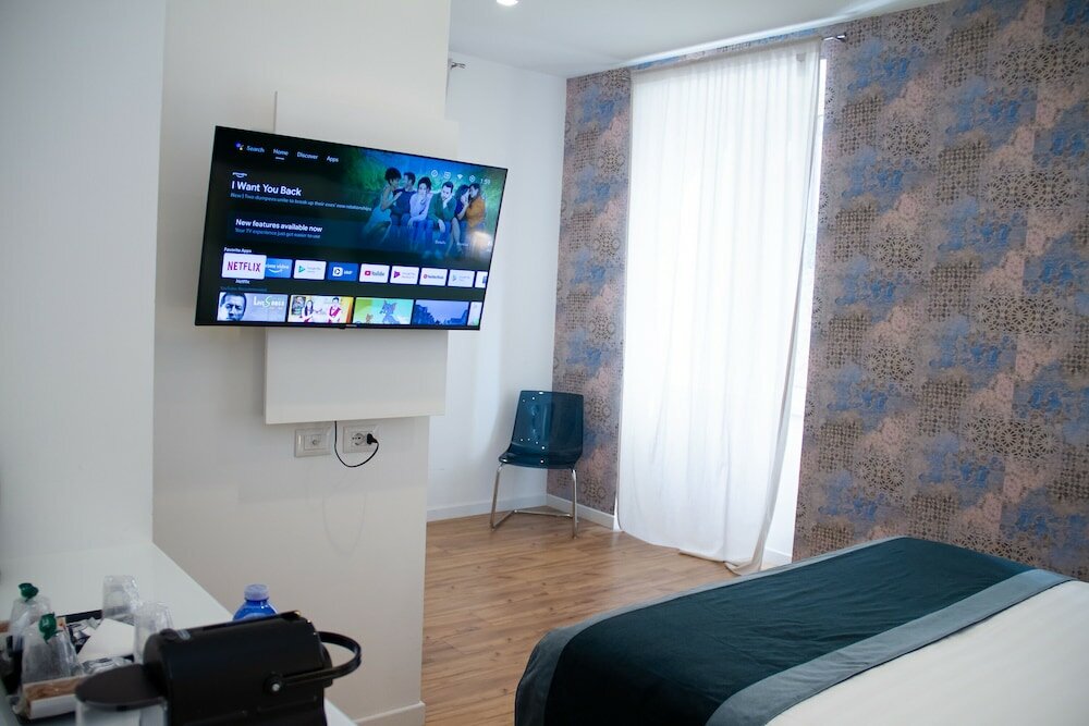 Фото Home at Rome Vatican Suites