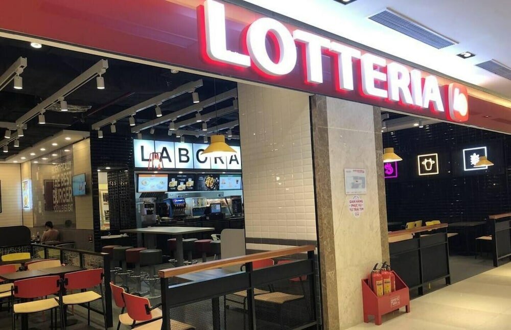 Фото Luxury Apartment Dcapital Tran Duy Hung