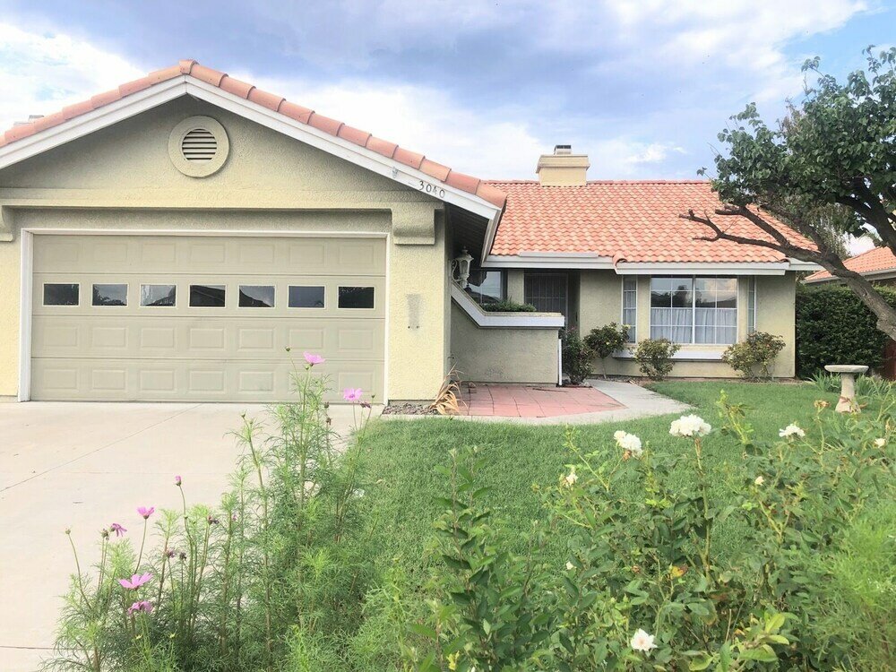 Фото Private bedroom in Country house near wineries