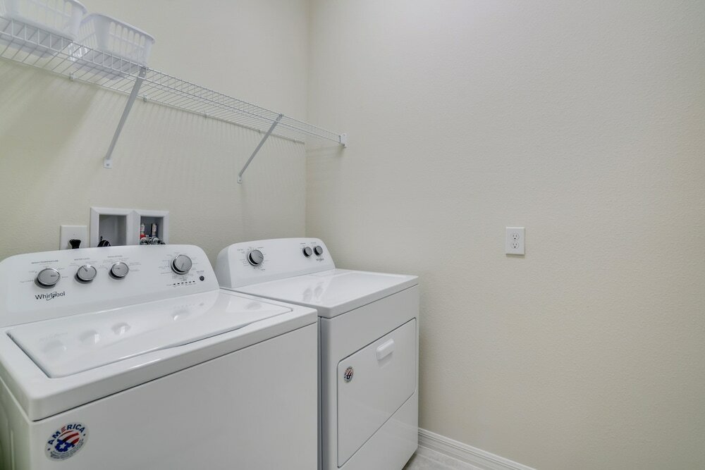 Фото 8 Bed 6 Ba Villa with Games, Pool & SPA