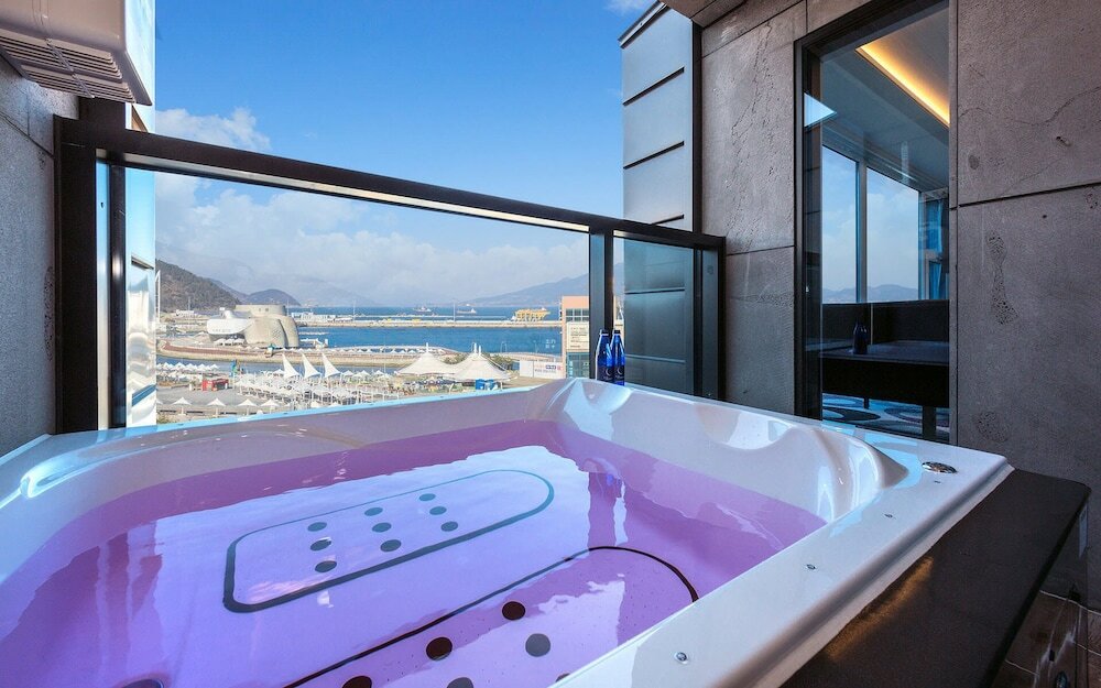 Фото Yeosu Paradise SPA Pension