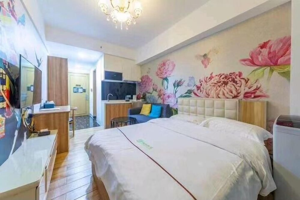 Фото ManGo Holiday Internation Apartment