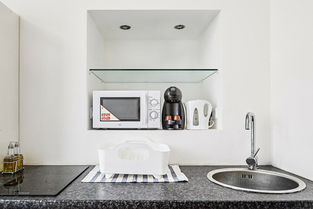 Фото Modern Apartment in The Heart of Vienna 2