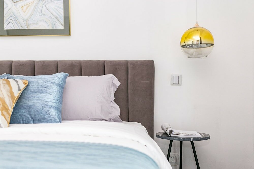 Фото Locals Boutique Apartment Gongbei No. 2