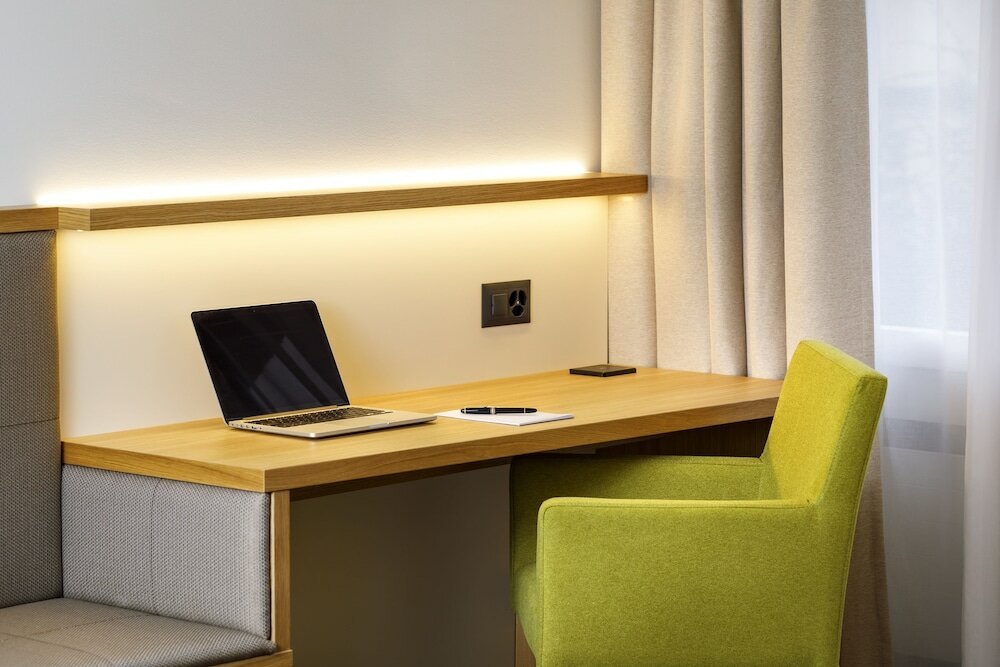 Фото Ramada by Wyndham Baden Hotel du Parc